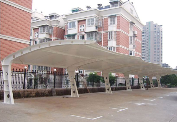 膜結(jié)構汽車棚
